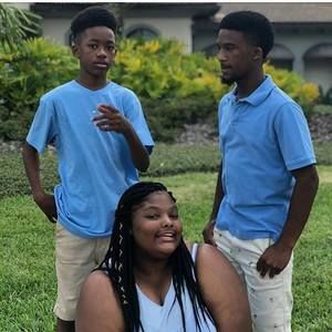 Meet your Posher, Ajayiah